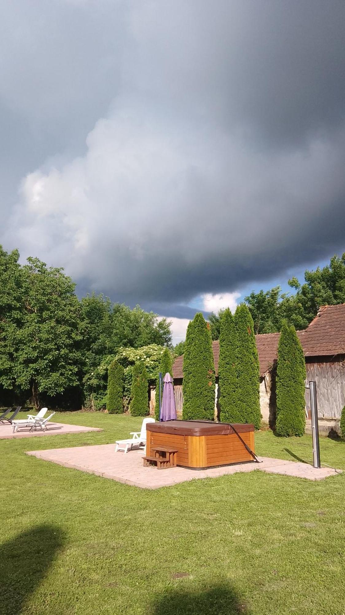 Almafas Vendeghaz Orseg Villa Kerkakutas Exteriör bild